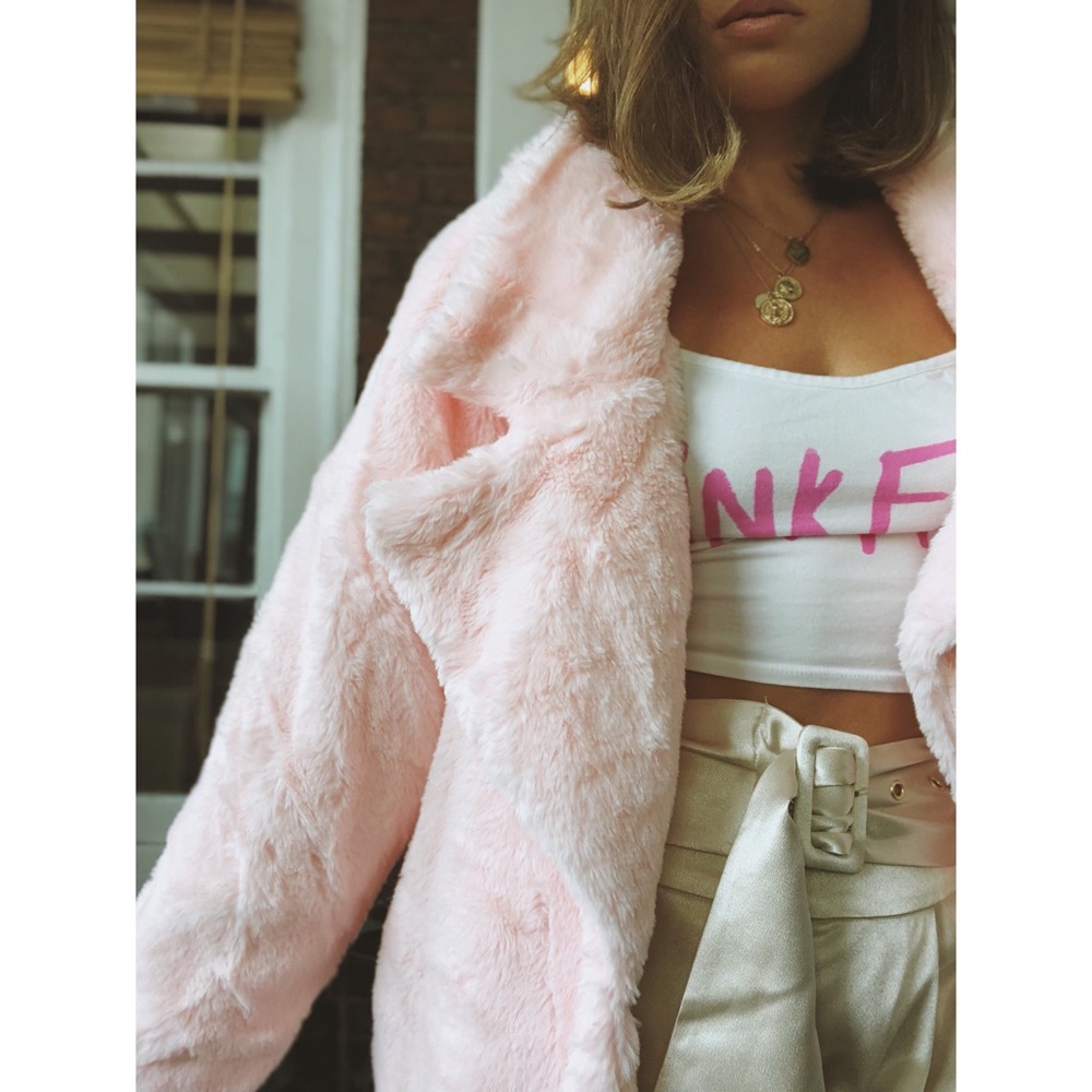 🆕Aria Pink Oversized Faux Fur Vegan Jacket Coat - Picture 3 of 8
